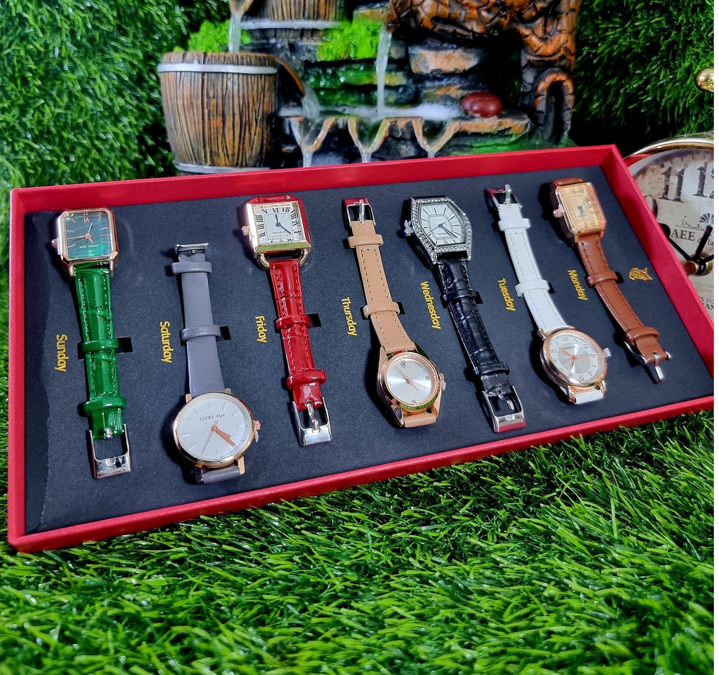 A Week of Wristwear: 7-Day Vintage Watch Collection